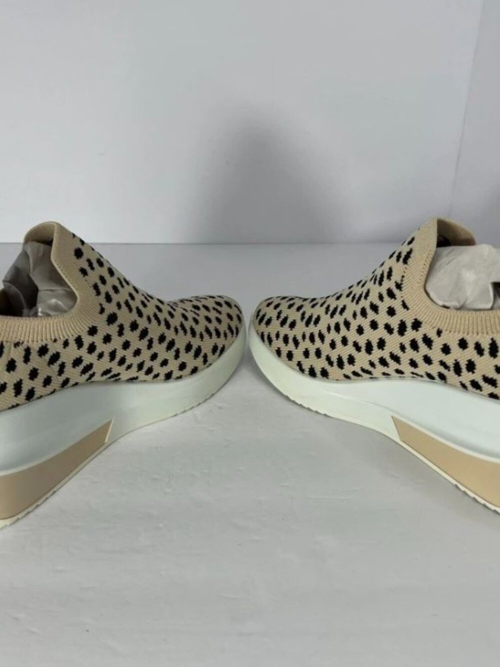 Gianni Bini Valeah Leopard Print Women's Slip-On Sneakers SZ 7 - Picture 5 of 9